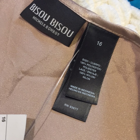 NWT Bisou Bisou silky lace top - Picture 5 of 6